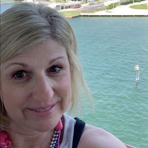 Meet your Posher, Cyndy